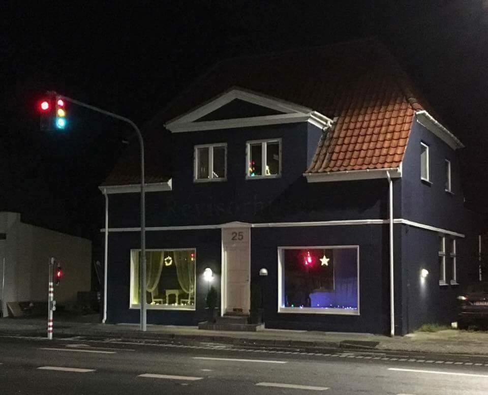 Guesthouse 'Blue House' In Vintage Villa&Garden Kopenhagen Buitenkant foto